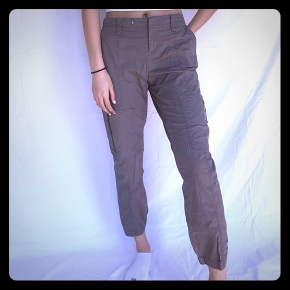 gap cargo joggers